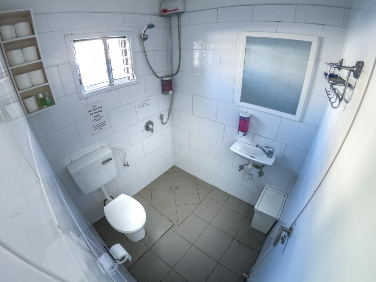 Florentine Backpackers Hostel - Ages 18-55 Tel Aviv Bilik gambar